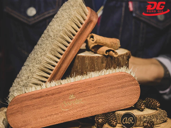 đặng gia bán chổi đánh giày