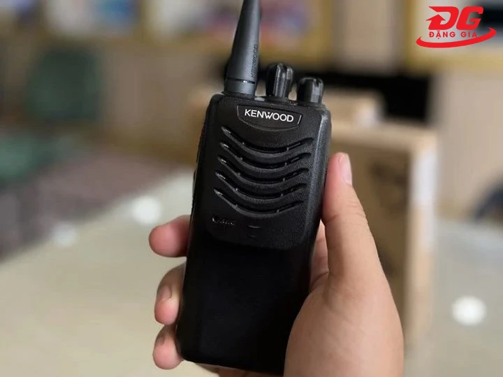 Kenwood TK-3000 tiện dụng