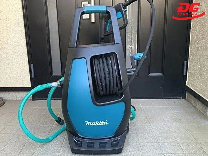Makita HW111