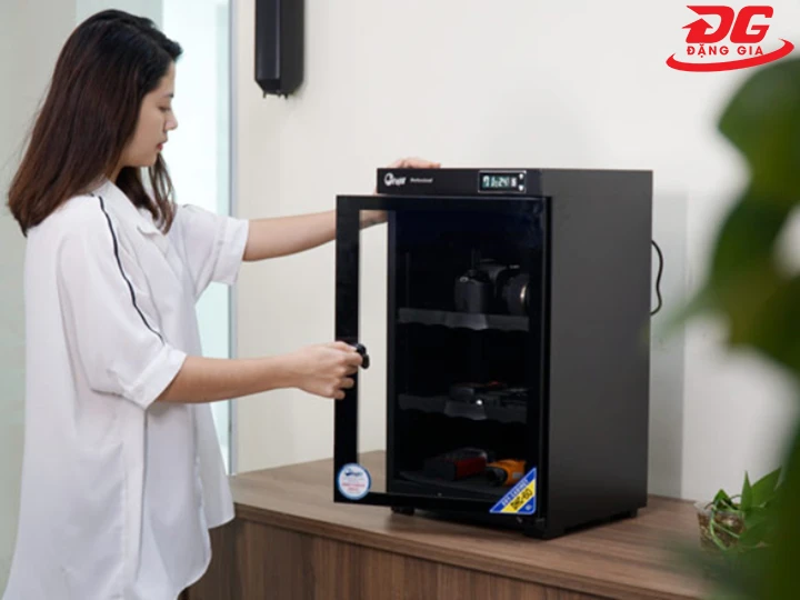 vì sao cần sử dụng tủ chống ẩm đúng cách