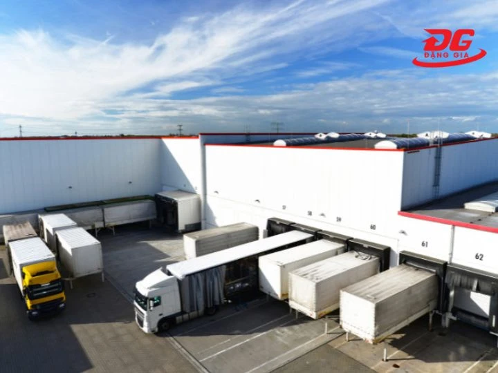 Phối hợp với logistics để tránh sai mã