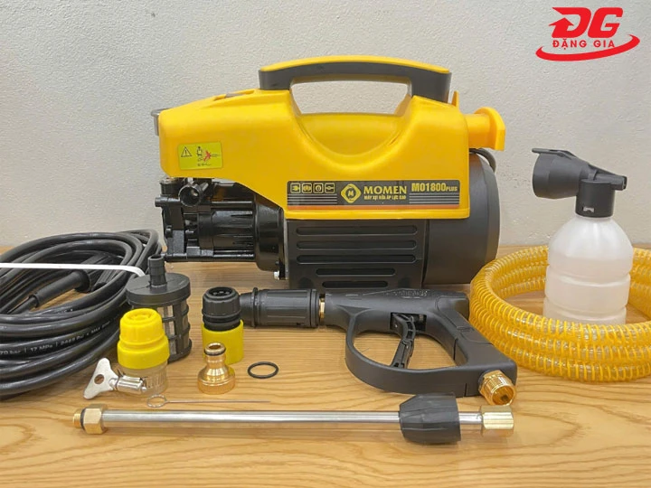 Máy phun rửa xe Momen MO1800plus