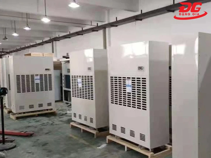 Đầu tư máy hút ẩm cong nghiệp mới