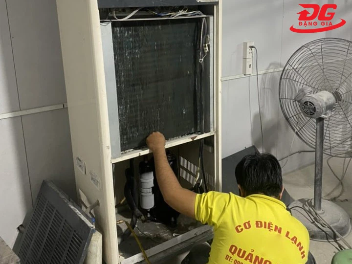 Sửa máy hút ẩm công nghiệp cũ