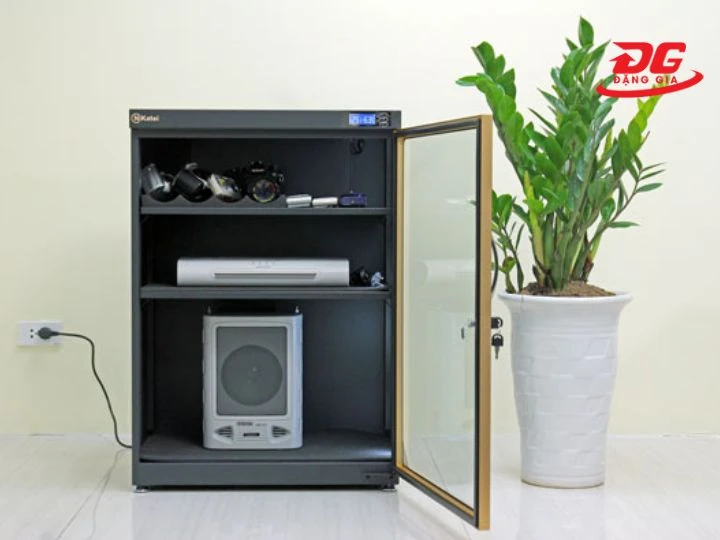 dung tích tủ lớn, hạ ẩm nhanh