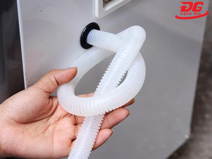 ống thoát nước liên tục