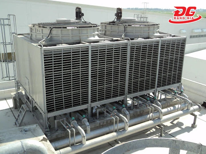 Bảo Trì 4 Tổ Hợp Tháp Giải Nhiệt TASHIN TSS 350RT 2Cell