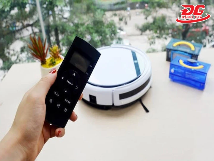 Máy lau dọn nhà thông minh Medion MD 18501