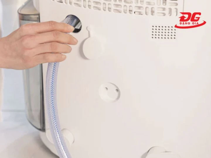 theo dõi hệ thống bơm xả để tránh gây tắc nghẽn hoặc tràn nước